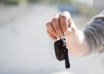 Looking For a Last-Minute Car Rental Deal? Read More!