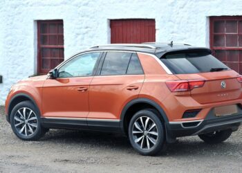 Luxury SUV Test-Drive Checklist: Three Things to Look For